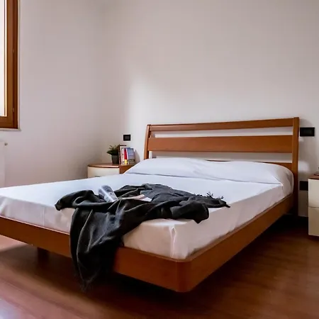 Marconi Centre Apartment *