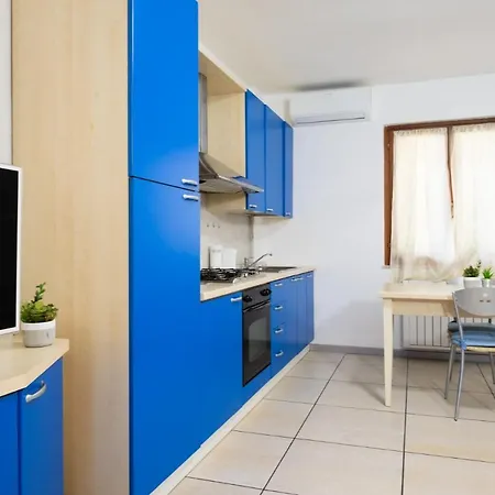 Marconi Centre Apartment *
